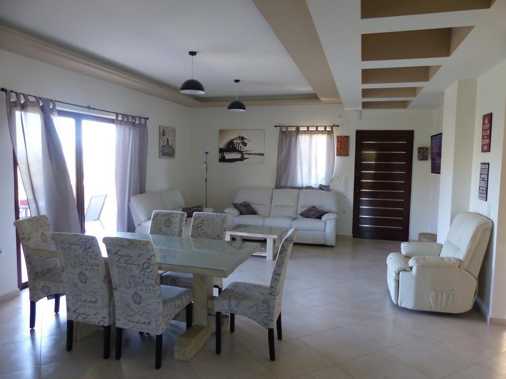 Villa Ikaros Kalamítsion Amigdhálion Chambre photo
